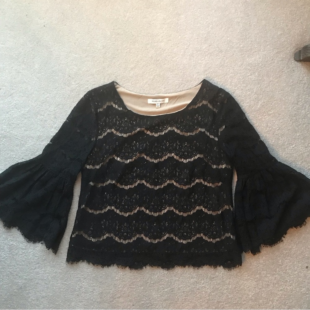 Rose + Olive Black and Beige‎ Floral Lace Blouse with statement sleeve size M